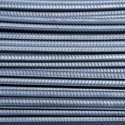 Tolerantie ±1% HRB400 / HRB500 Staalstaaf voor de bouw Betonversterkt Ronde staven Corrosiebestendig