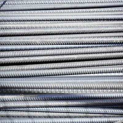 Warm geribde stalen stalen balk HRB500-klasse voor buigen en versterken