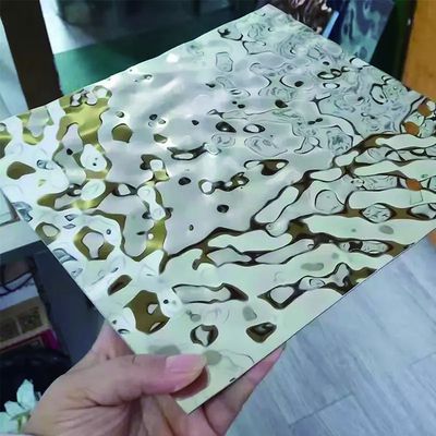 Watergolven Decoratieve roestvrij staal plaat Metalen wandpaneel voor aangepaste breedte en warmgewalste koude gewalste techniek