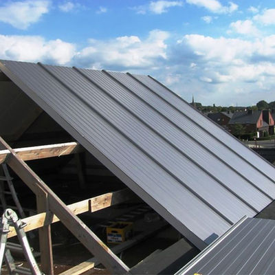 762-2000 mm Breedte Aanpasbare dikte RAL 7023 Beton grijze PPGI dakplaten voor gratis monster