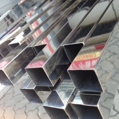 304 316 316L 402 Perforated 1x1 Square Pipe Roestvrij staal buizen met punch service Breedte van 1500mm