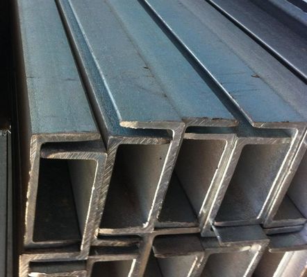 Verkoop van Q235B Q355B kanaalstaal voor ultraprecise constructies met een dikte van 4,5-14,5 mm