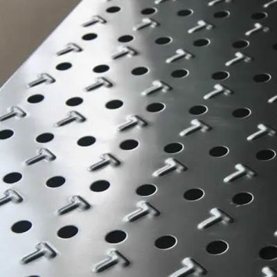 304L 316L 410 roestvrij staal geperforeerd geperforeerd metaalplaat voor decoratie ASTM Standard oppervlakte afwerking nr.3 Zhongyu