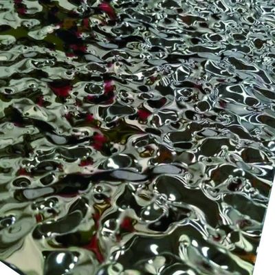 Gepersonaliseerde breedte 301L Grade Water rippels Decoratieve roestvrij staal plaat Metalen wandpaneel voor architectonisch ontwerp