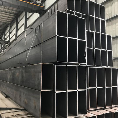 Koolstofbuis 80 x 80 met gaten Warmgewalste holle koolstofbuis 65x65 10 x 10 Rechthoekige buis Kolstofstaal vierkantbuis