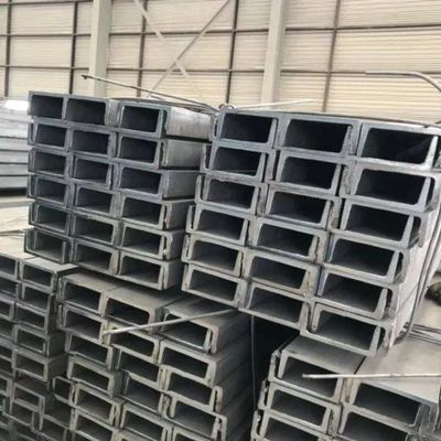 Op maat gemaakte perforatieverwerkingsservice 80 mm 75x40x5 warmgewalst staalkanaal