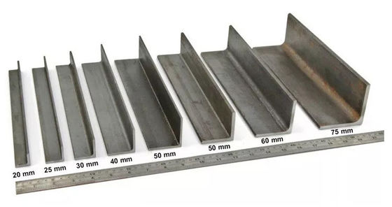 Warmgewalst niet-gelegeerd roestvrij plafondsnijden 70x70x5 Image gegalvaniseerd staal hoek ijzer standaard AiSi ASTM bs DIN GB JIS EN