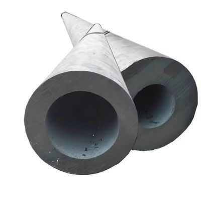 Applicaties voor ketels en drukvaten Naadloze koolstofstaalbuizen 1,24-60 mm Dikte 6 m Lengte Structuurmateriaal