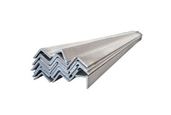 Q235B/Q355B/SS400/SS490/ST52/Q390B/Q420B/S235JR/S275JR/S355JR Klasse roestvrij staal hoekbalk voor warm koud gewalst staal