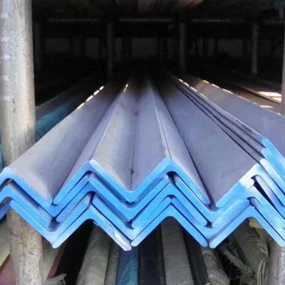 Buiten zware werkzaamheden gelijkhoekige hoek zwart koolstofstaal 100x50 L hoek ijzer ST235JR voor beugels factureren volgens theoretisch gewicht