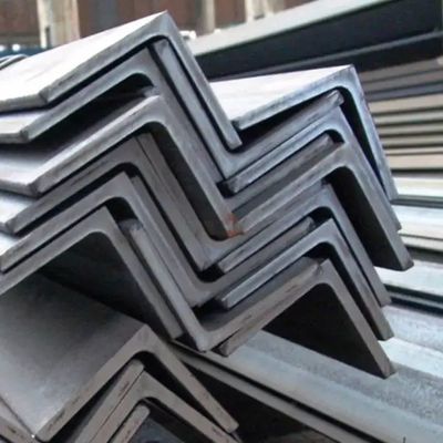 BA oppervlakteafwerking gegalvaniseerd geperst staal hoek standaard 50x50x5 mm voor stalen frames 75x75 gesloten koud getrokken gelijk