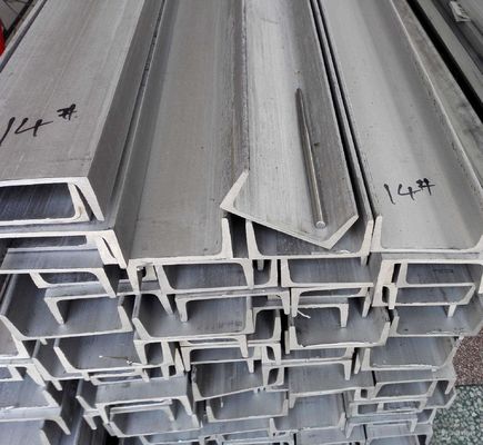 Universele 30 mm 41 mm kanaalstijl c kanaal stalen U-kanaal zonder perforatie op verzoek van de klant