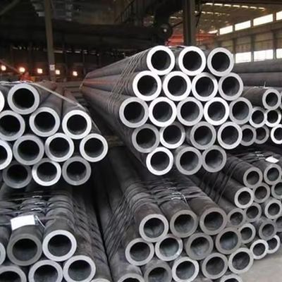 Warmgewalste ASTM-standaard C1018 12 inch Sch 40 NBK koolstofwarmtewisselaarbuis voor koudgetrokken koolstofstaal precisiekotels