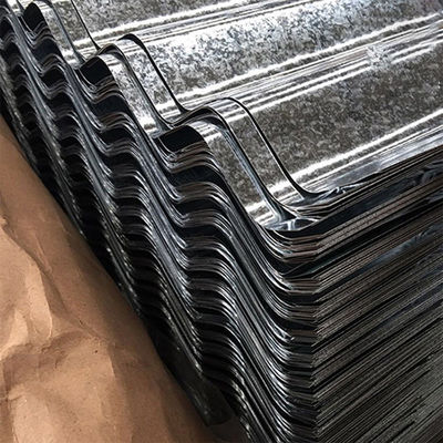 Decoiling 0,4 mm 24 Gauge gegalvaniseerd 4ft x 16ft 35 Plaat ijzer platen golfmatig stalen tegels schud dak dak metalen panelen