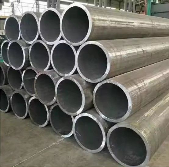 Gaspijp Naadloze koolstofstaalbuis voor de bouw Niet-geolied 1m lengte ronde sectie vorm