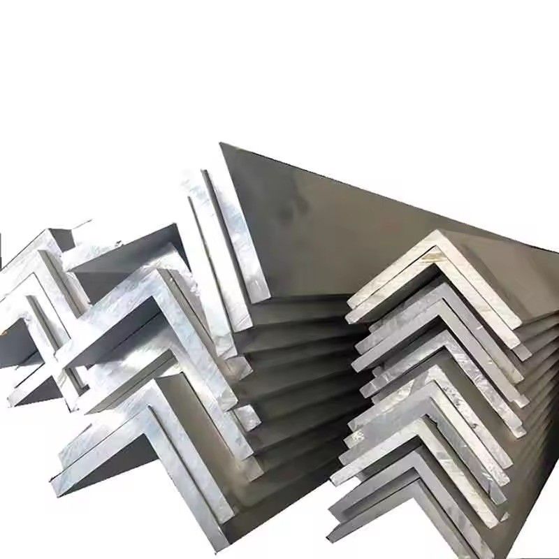 150*150 Gelijke bol Zwarte oppervlaktehoekbalk Plat staal S355j2 Balken met warmgewalste techniek en punchservice