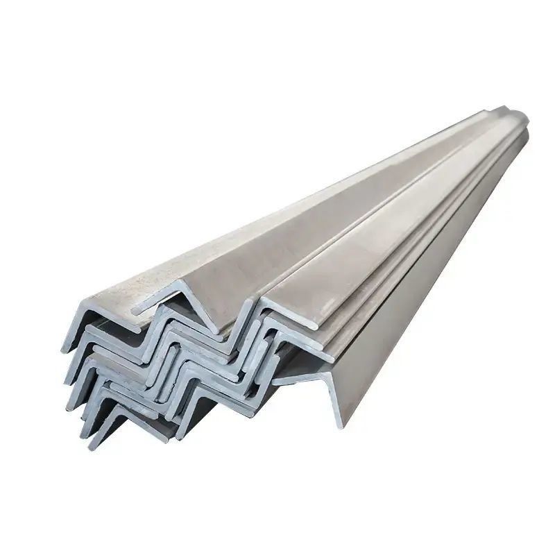 BA oppervlakteafwerking gegalvaniseerd geperst staal hoek standaard 50x50x5 mm voor stalen frames 75x75 gesloten koud getrokken gelijk
